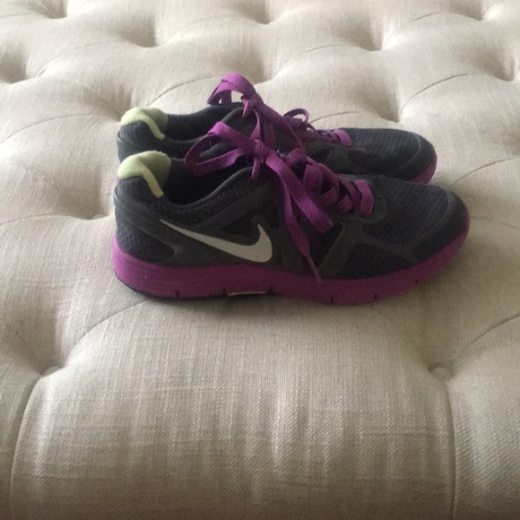 Girls Nike lunahglude 3 - Picture 3 of 7